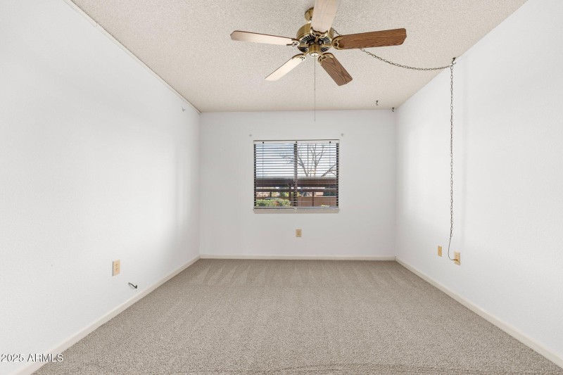 10330 W Thunderbird Blvd APT C119 - 10