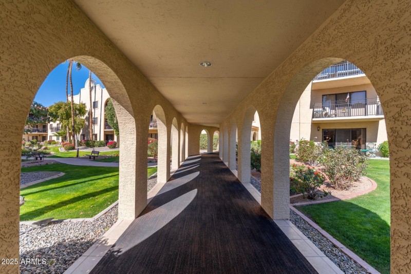 10330 W Thunderbird Blvd APT C119 - 27