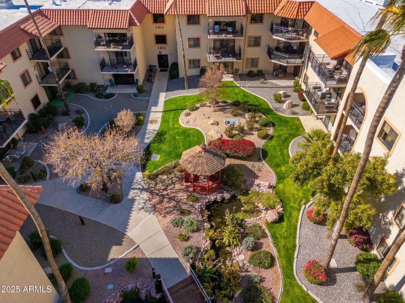 10330 W Thunderbird Blvd APT C119 - 61