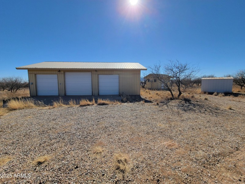 Detached Garage Exterior