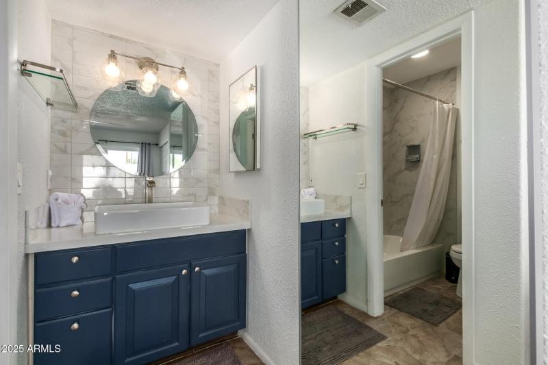 0022-22 - Indian School