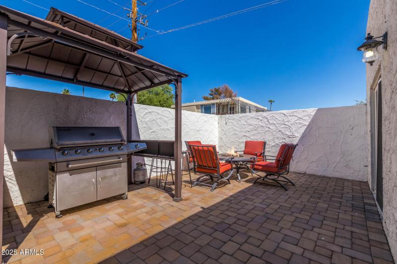 0027-27 - Indian School