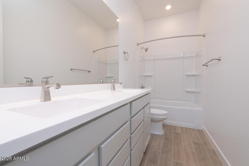 Tri Pointe Blossom Rock 489 - Bathroom 3