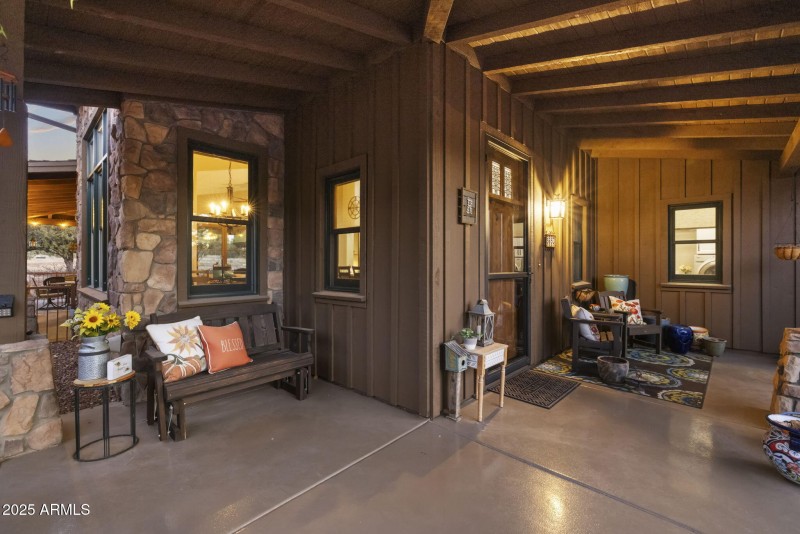 5-Front Patio_3