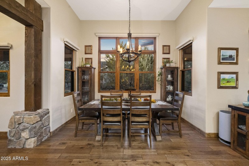9-Dining Room