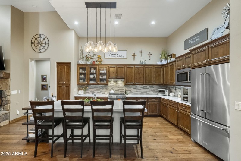 12-Kitchen_2
