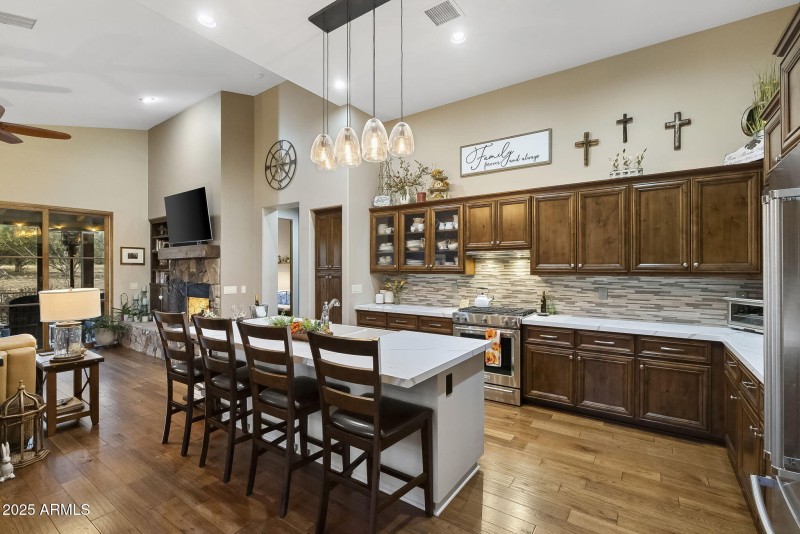 13-Kitchen_3