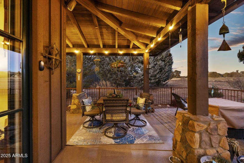 45-Back Patio_2
