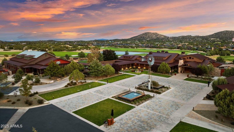 1 Front of Clubhouse