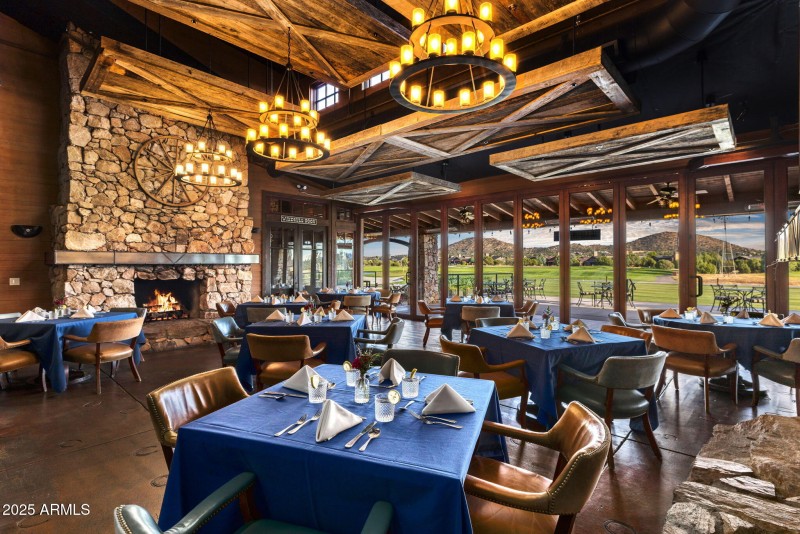 3 Ranch House Restraunt