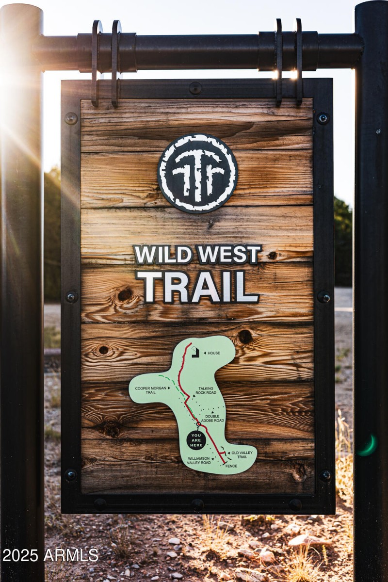 15_Trails