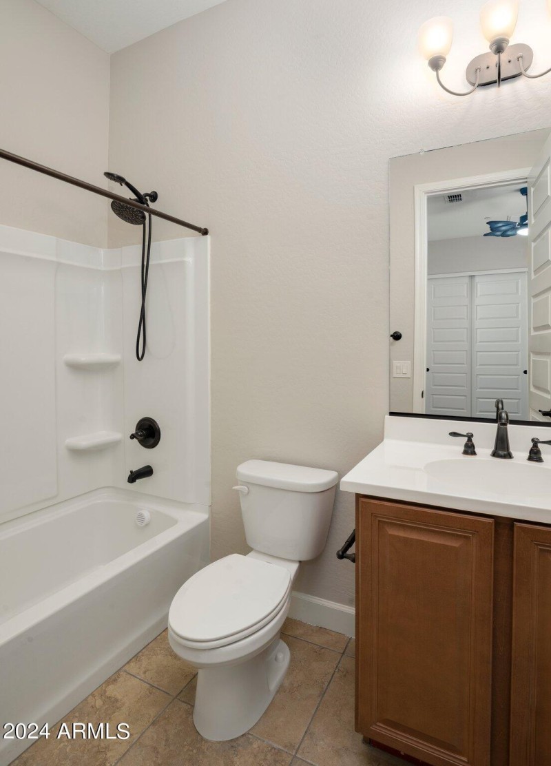 Ensuite Bath with Modern Fixtures