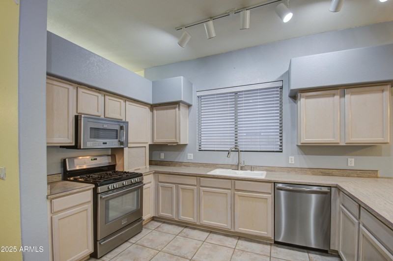 Kitchen 3