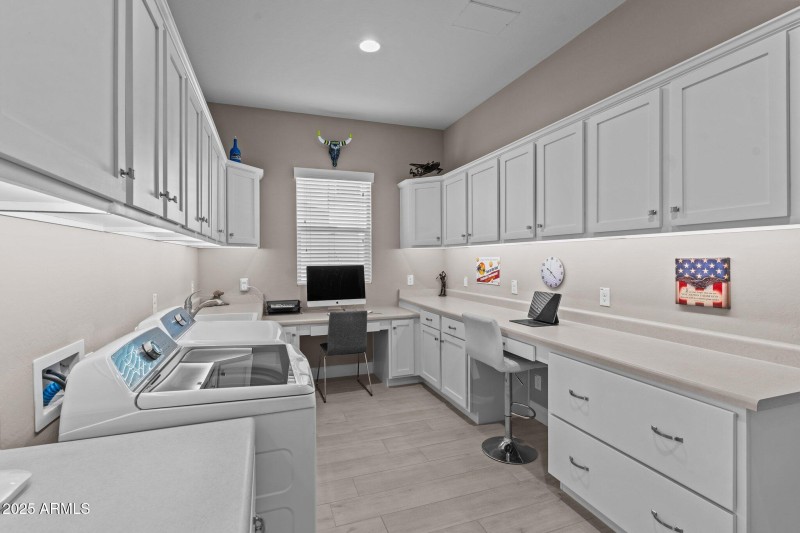 Fully built out smart space/Laundry