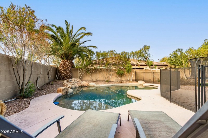 1078 W Spur Court