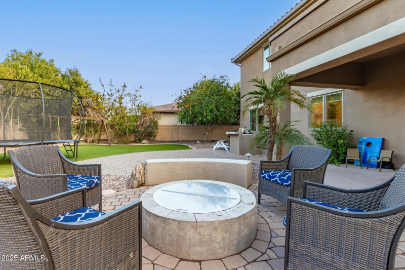 1078 W Spur Court