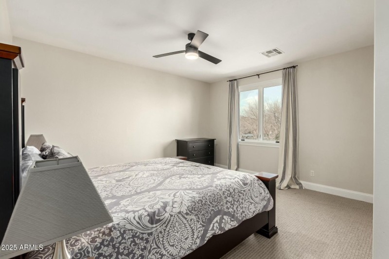 1078 W Spur Court