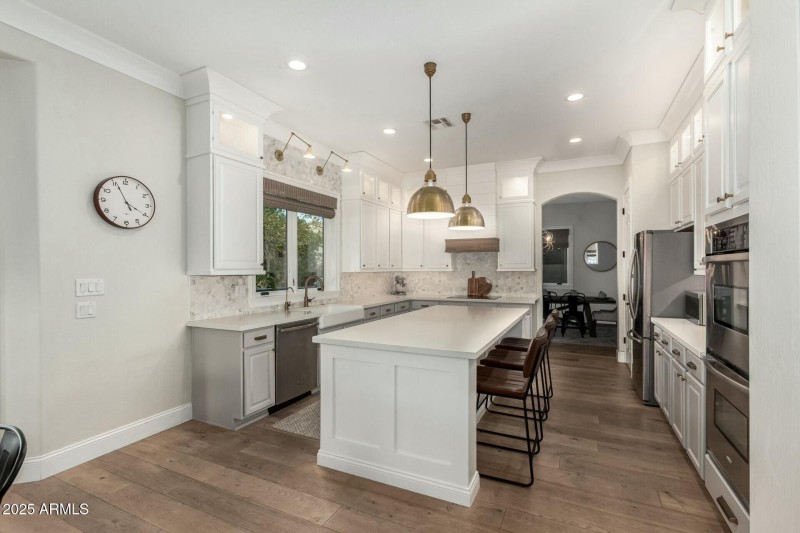 1078 W Spur Court