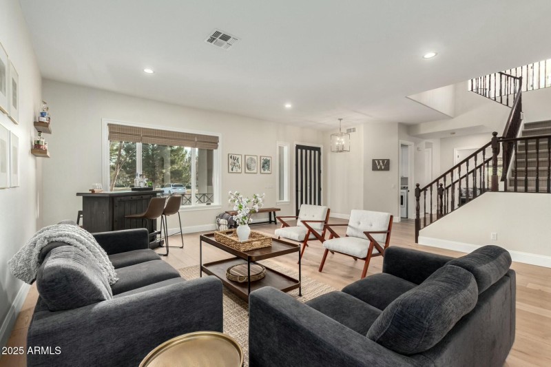1078 W Spur Court