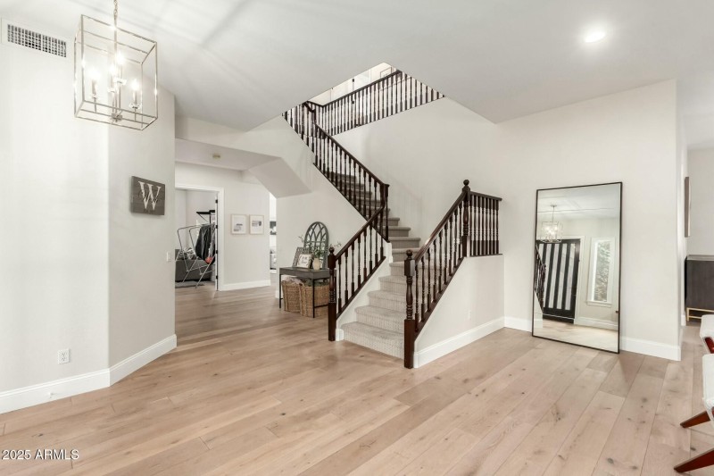1078 W Spur Court