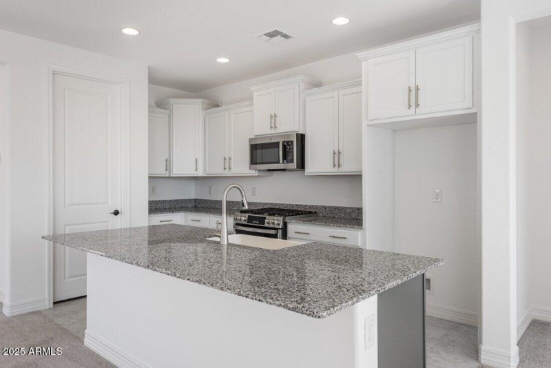 hj-az-phx-cantamia-sonata-lot30140-kitch