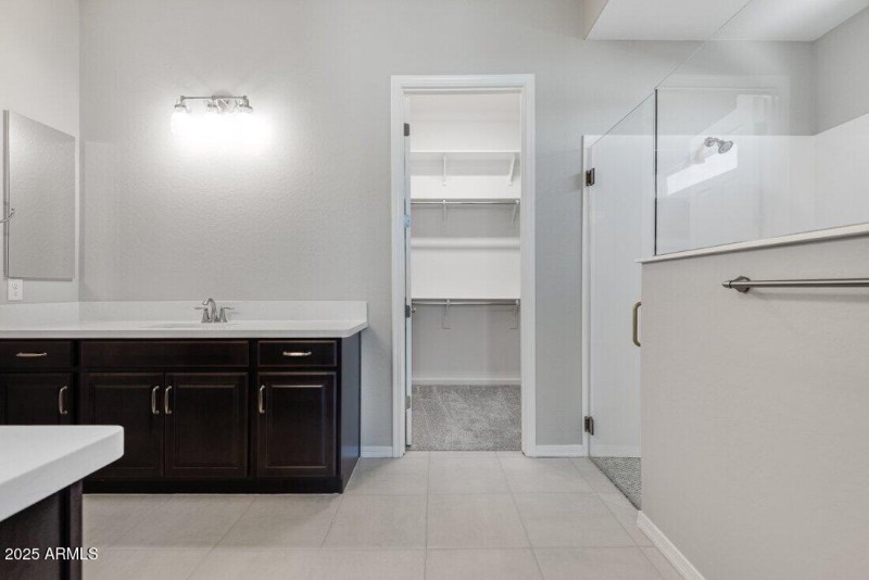 hj-az-phx-cantamia-portato-lot29125-bath