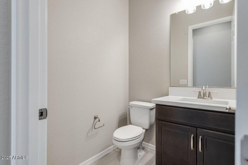 hj-az-phx-cantamia-portato-lot29125-bath