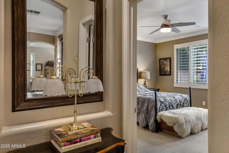 141 W. Roadrunner Dr-23
