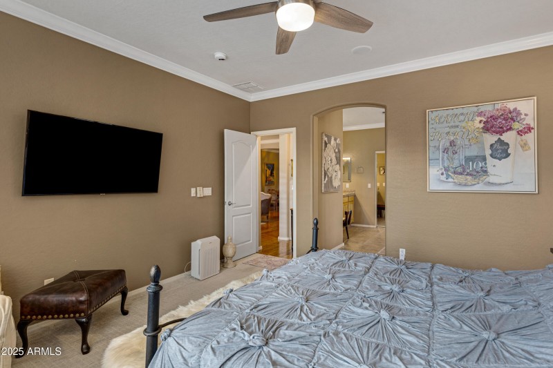 141 W. Roadrunner Dr-25