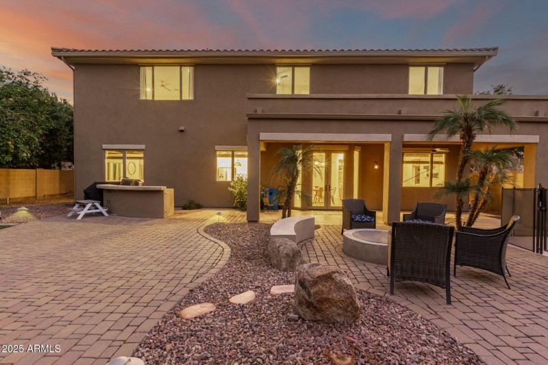 1078 W Spur Court
