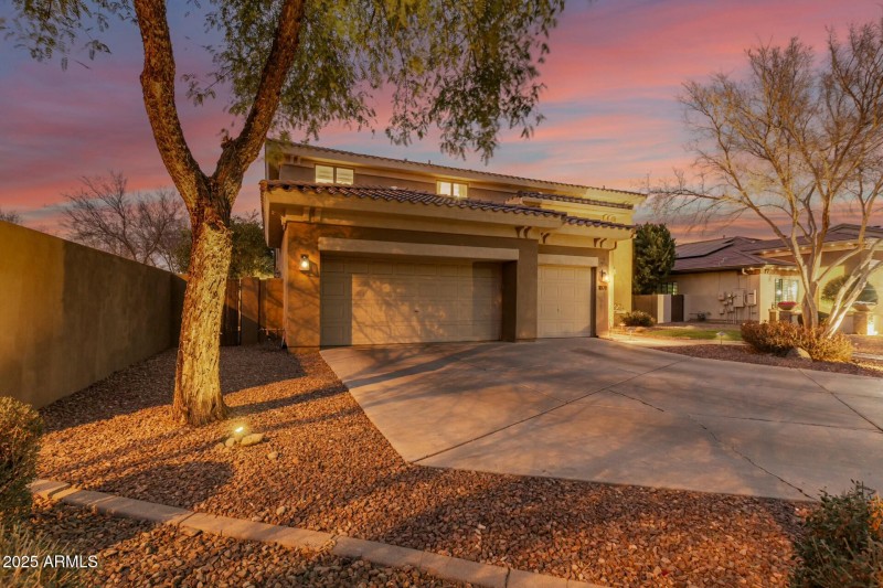 1078 W Spur Court