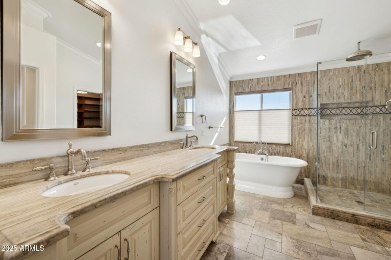 28-web-or-mls-6025-e-palomino-ln