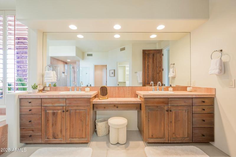 Guest Suite 2 Vanity~