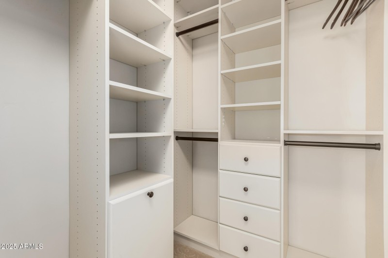 ALL CUSTOM CLOSETS