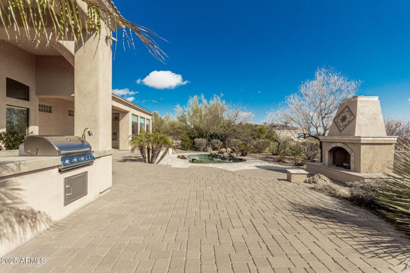 LOTS OF PAVERS