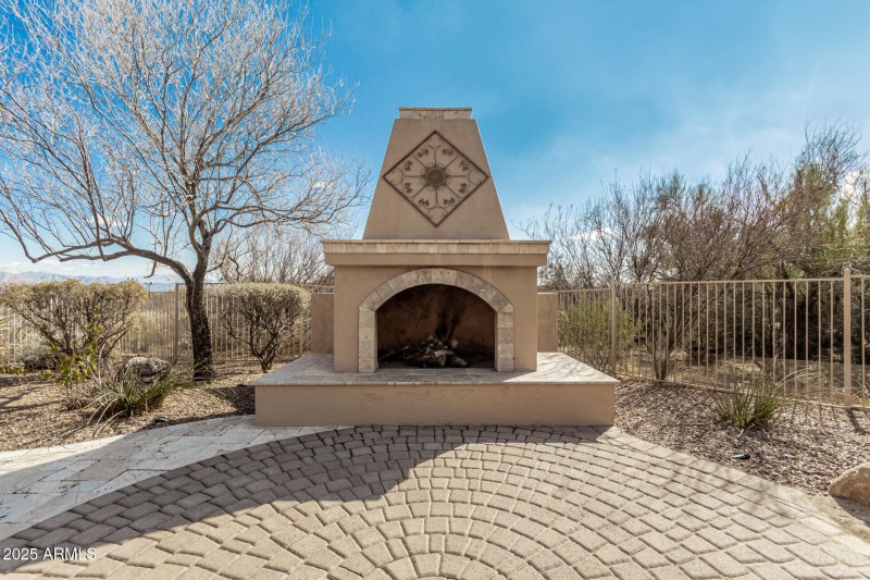 GAS PROPANE FIREPLACE