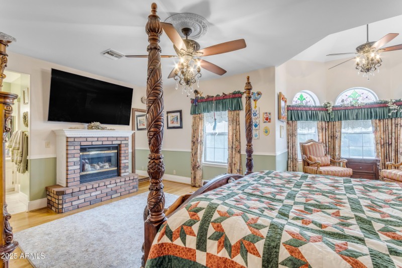 Master Suite 2