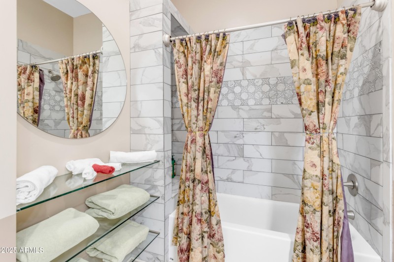 Guest House Bath