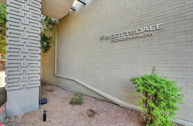 01-Entrance
