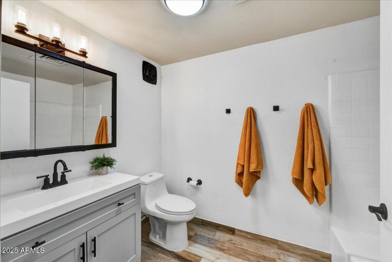 15-Primary Bathroom