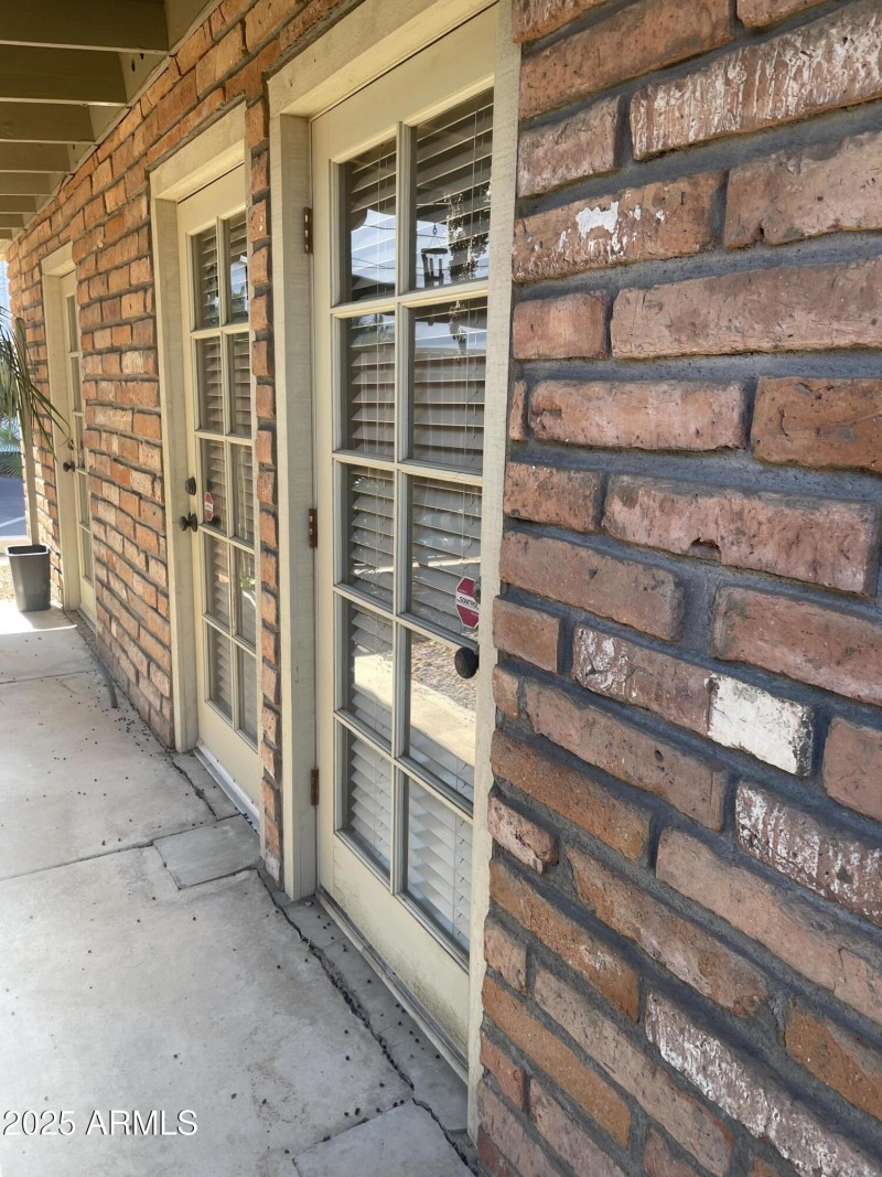 Exit to side Patio