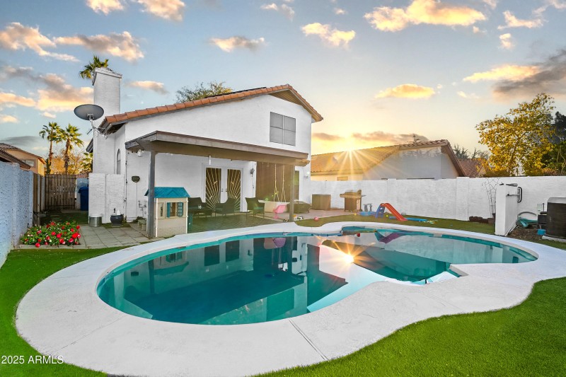 3 Bed 2.5 Bath Garden Lakes Home