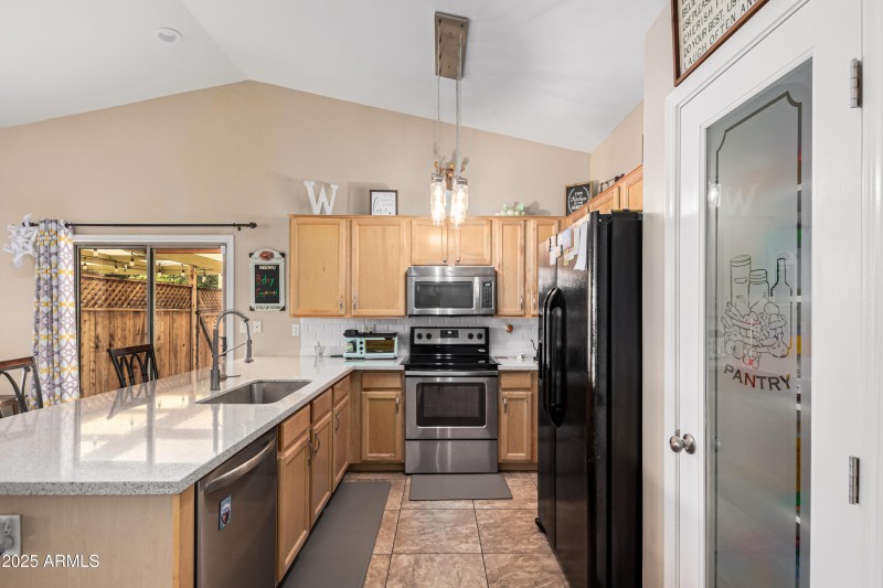 Statler Kitchen 3