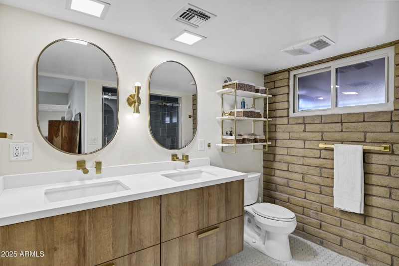 2306 N 55th St-33