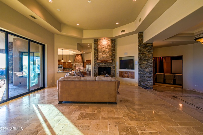 LivingRoom4