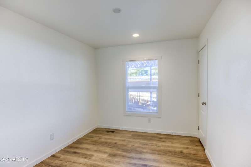 23 Bedroom 2 photo a