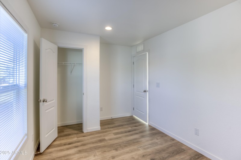 21 Bedroom 1 photo b