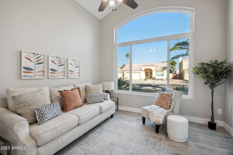 23-Family Room