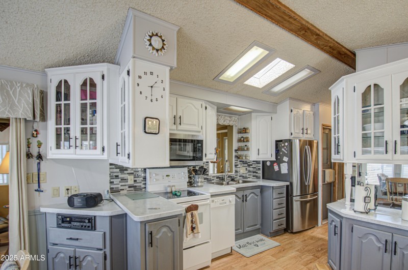 Kitchen 3