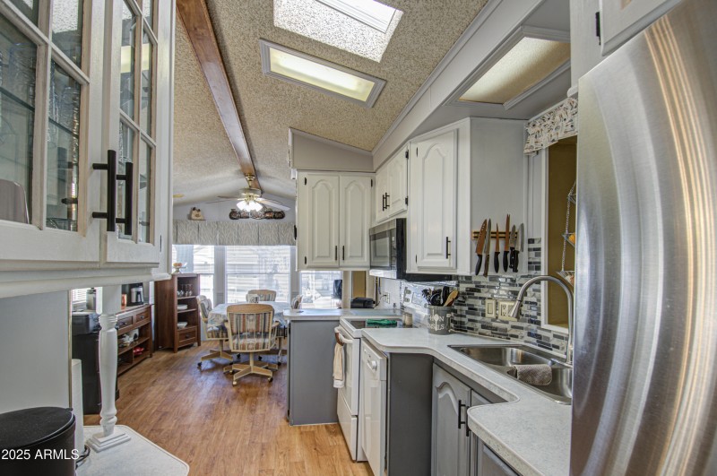 Kitchen 5